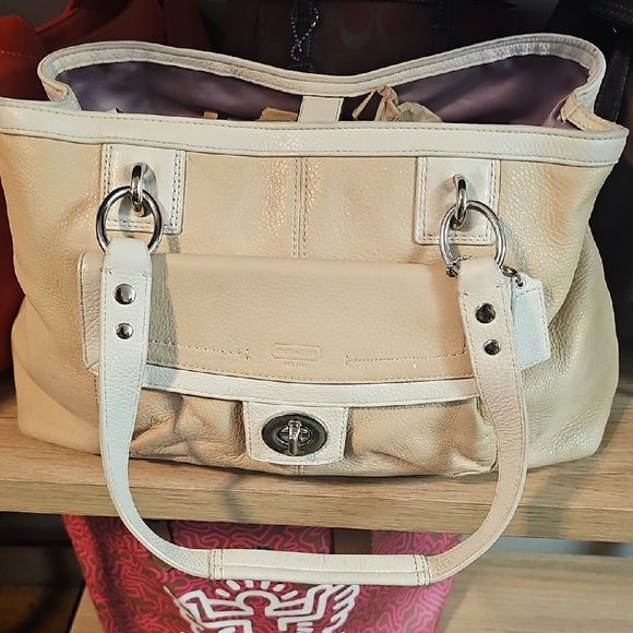 Coach Handbags - Coach Beige Leather Shoulder Bag 2012 Like New